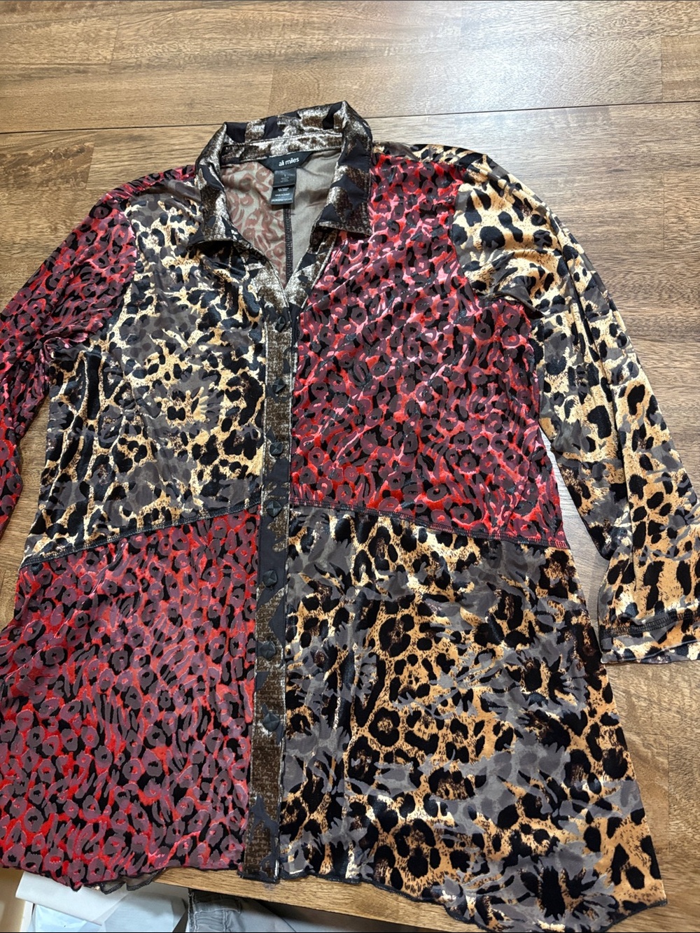 Ali Miles Shirt Womens L Red Black Tan Animal Print Button Up Top Casual
